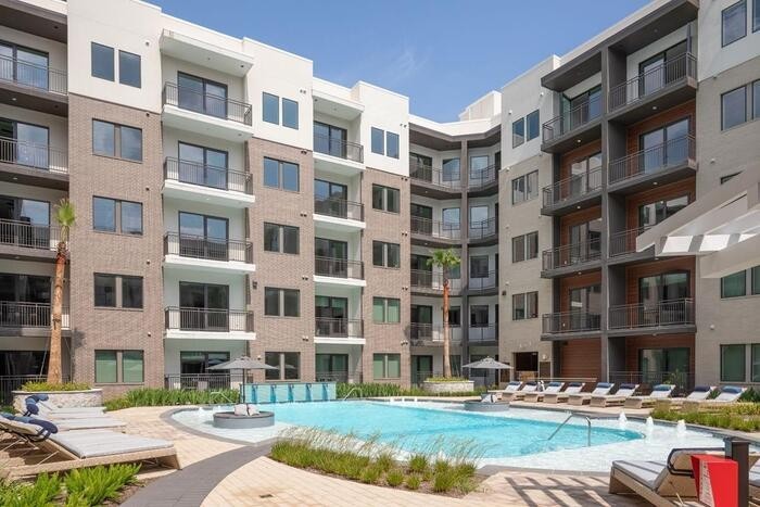 4641 Montrose Blvd #B10 - Photo 4 of 49