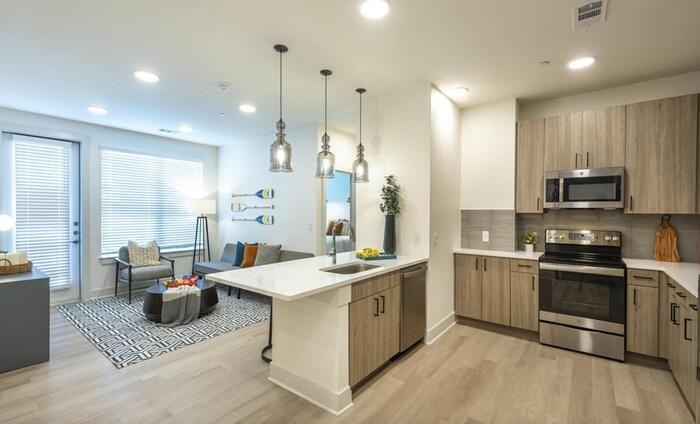 8440 Creekside Green Dr #B3 - Photo 7 of 18