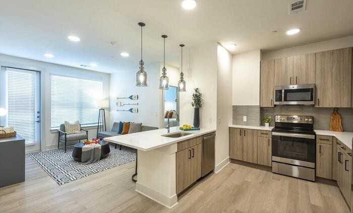 8440 Creekside Green Dr #B4 - Photo 7 of 19