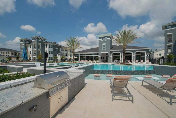 1800 Spring Stuebner Rd #B7 - Photo 7 of 33