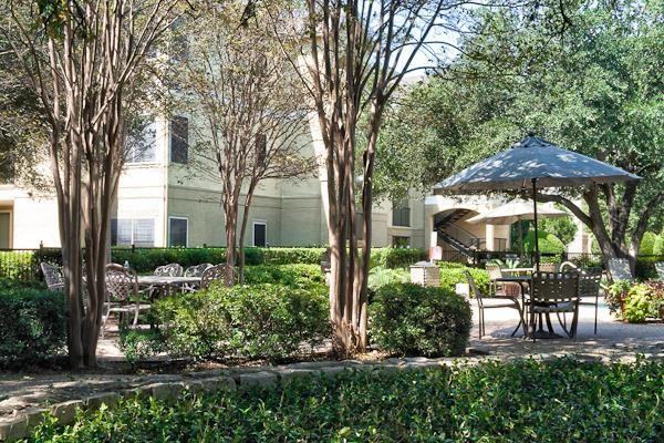 3401 W Parmer Ln #B2 - Photo 2 of 8