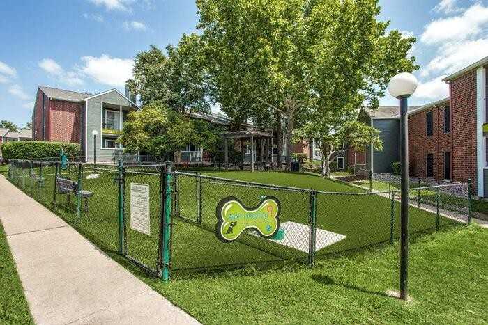 2239 Cromwell Cir #C2 - Photo 4 of 10