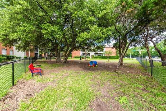 9617 Great Hills Trl #B1 - Photo 5 of 23