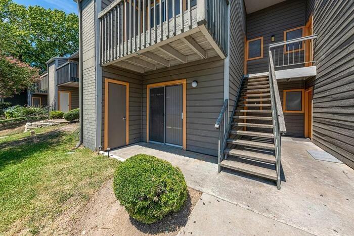 1200 Mearns Meadow Blvd #C1 - Photo 3 of 17