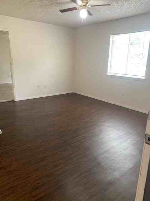 3600 Greystone Dr #B1 - Photo 4 of 24