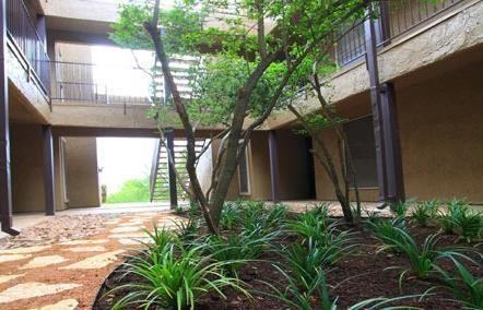 6201 Sneed Cv #B2 - Photo 3 of 19