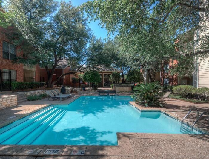 8524 Burnet Rd #B2 - Photo 3 of 10