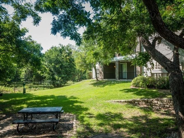 12113 Metric Blvd #B4 - Photo 6 of 34