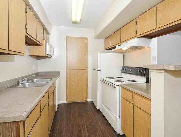 11441 N Interstate 35 #C6 - Photo 7 of 14