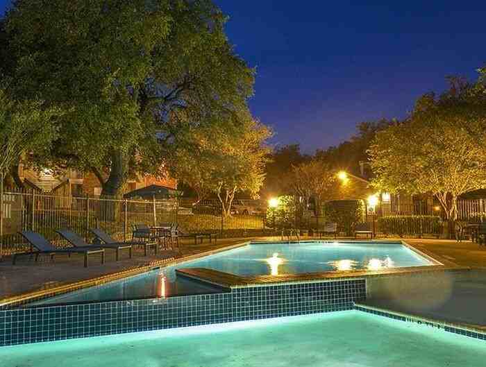 7001 S Congress Ave #B1 - Photo 5 of 10