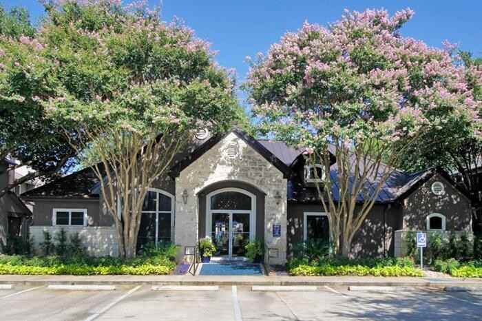 10707 Lake Creek Pkwy #B1