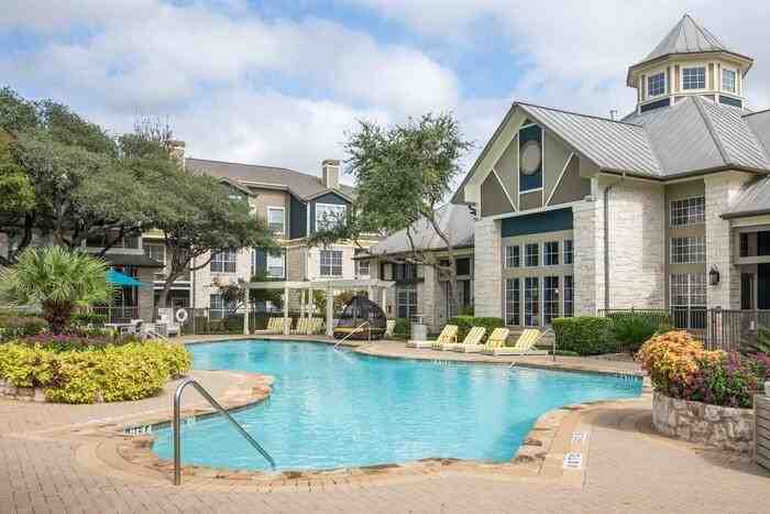 500 E Stassney Ln #C2 - Photo 2 of 12