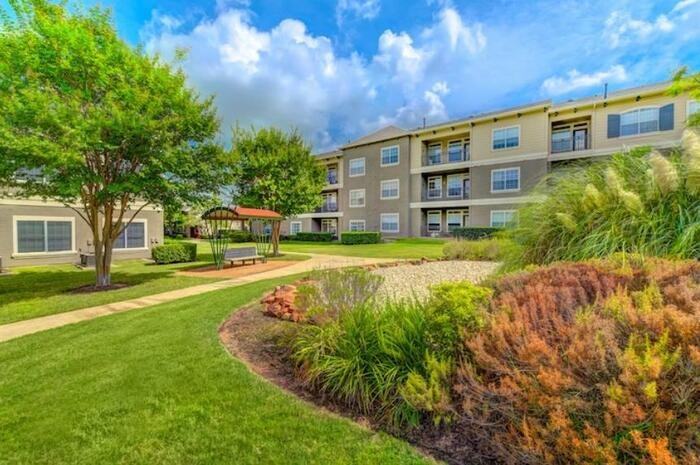 2601 Scofield Ridge Pkwy #B7 - Photo 5 of 20