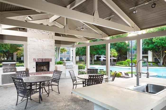 9400 W Parmer Ln #B4 - Photo 2 of 11