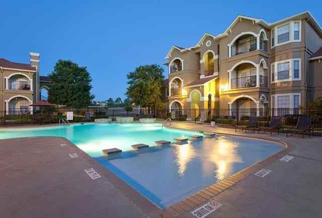 1011 Wonder World Dr #B4 - Photo 3 of 15