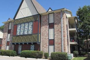 1631 Aquarena Springs Dr #B1 - Photo 1 of 1