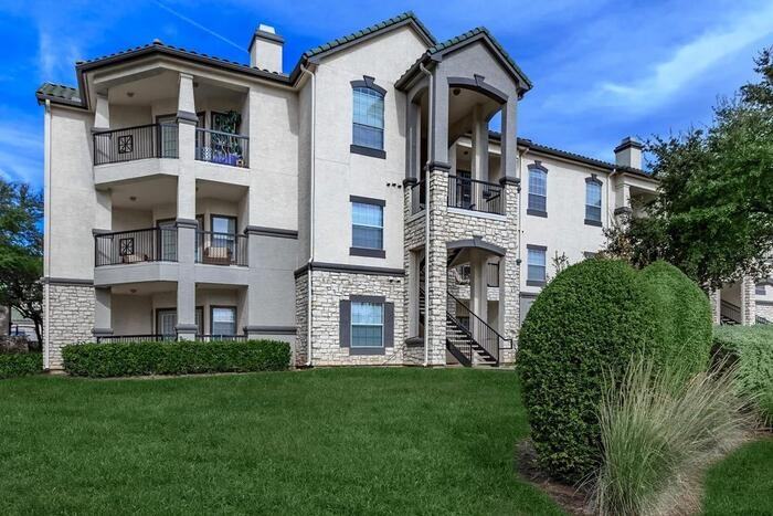 3400 Ranch Road 620 S #C1 - Photo 2 of 50