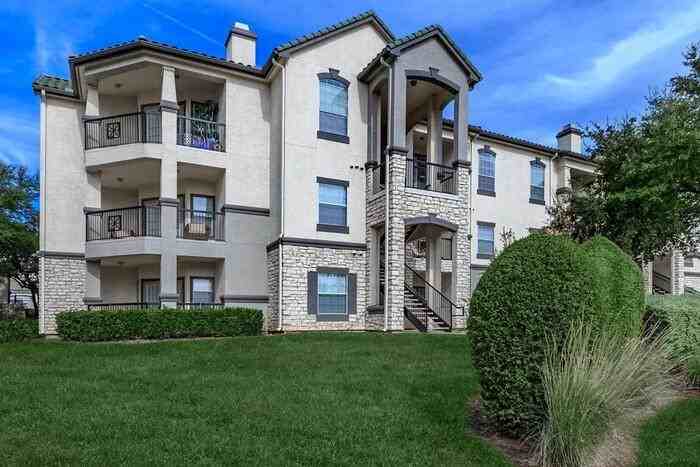 3400 Ranch Road 620 S #C2 - Photo 2 of 50