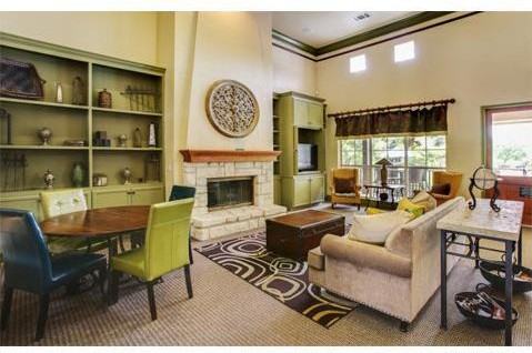 3400 Shoreline Dr #B1 - Photo 3 of 6