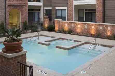 4600 W Guadalupe St #C10 - Photo 4 of 22