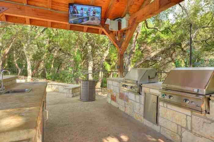 4700 N Capital Of Texas Hwy #B1 - Photo 4 of 10