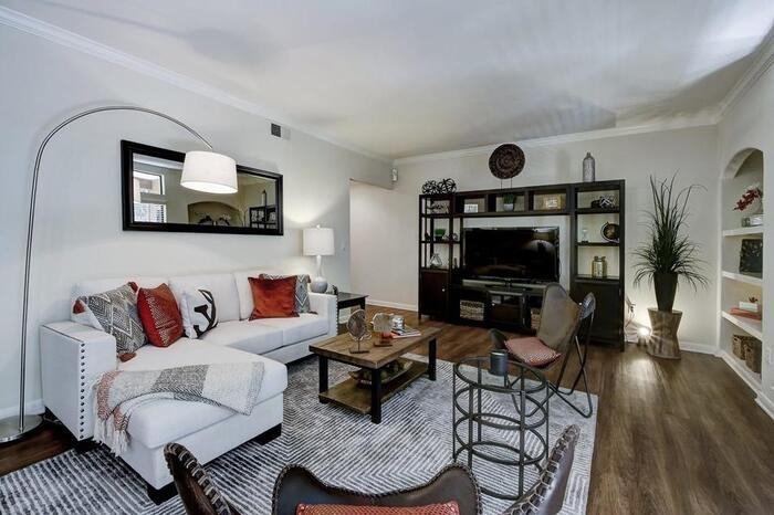 4700 N Capital Of Texas Hwy #B1 - Photo 7 of 10