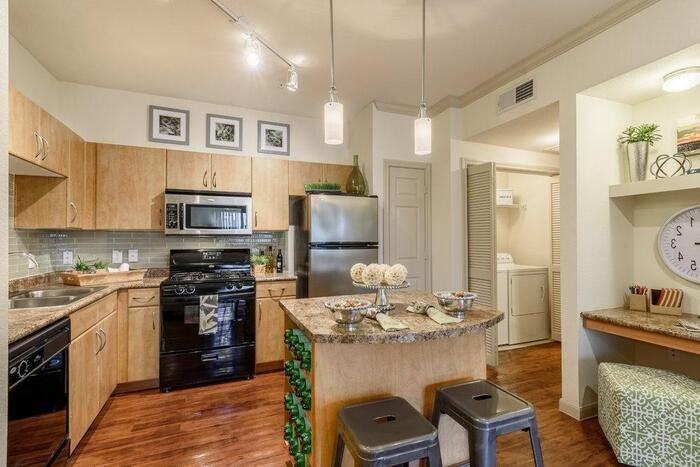 12430 Metric Blvd #D1 - Photo 6 of 11