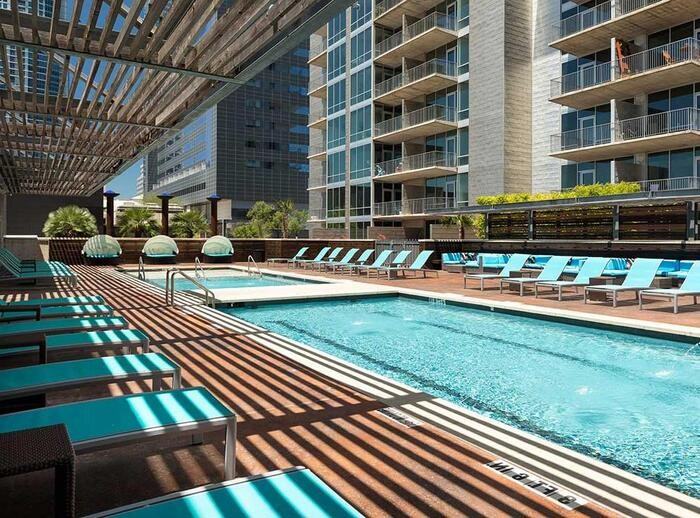 421 W 3rd St #C1 - Photo 2 of 10