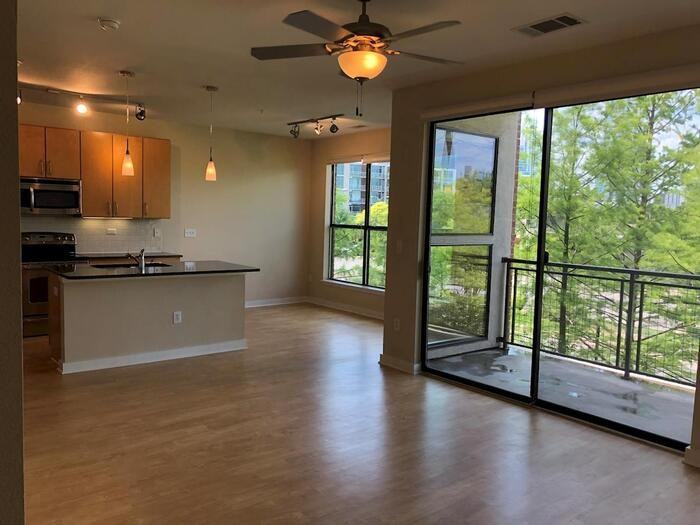 300 S Lamar Blvd #C2 - Photo 5 of 23