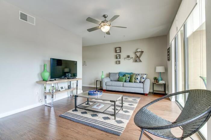 300 S Lamar Blvd #C4 - Photo 6 of 25