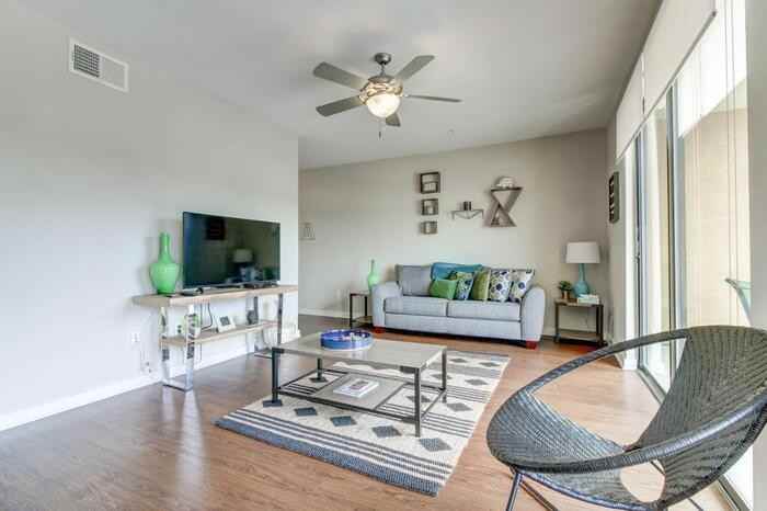 300 S Lamar Blvd #B2 - Photo 6 of 23