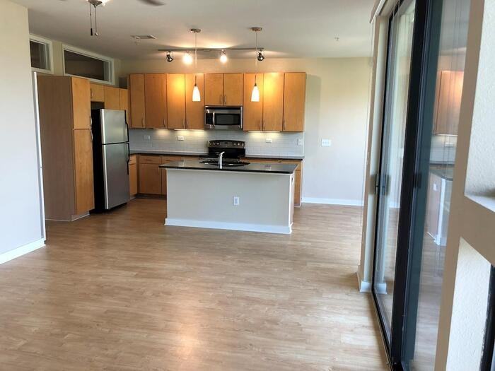 300 S Lamar Blvd #B3 - Photo 7 of 24