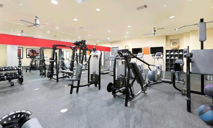 1611 W 5th St #C4 - Photo 5 of 12