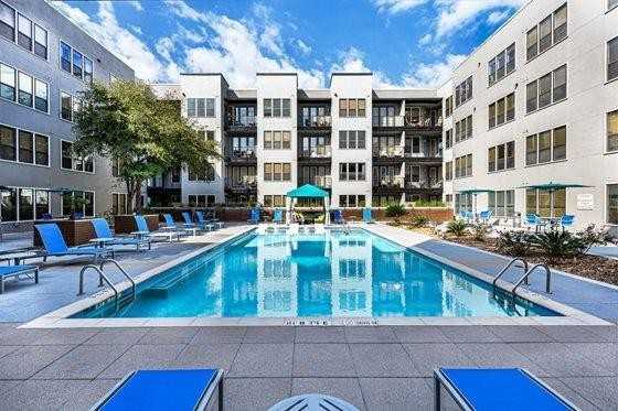 507 Pressler St #B5 - Photo 3 of 22