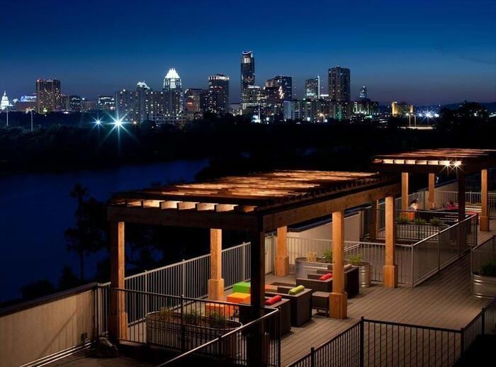 1620 E Riverside Dr #C2 - Photo 6 of 30