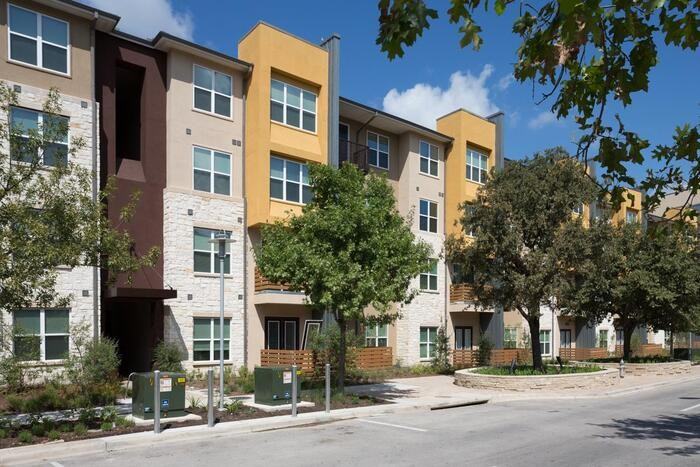 3001 Esperanza Xing #B3 - Photo 2 of 29