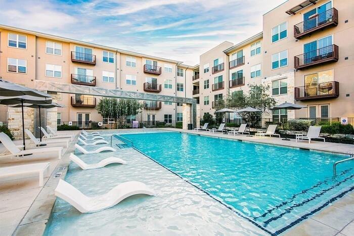 3001 Esperanza Xing #B4 - Photo 6 of 30