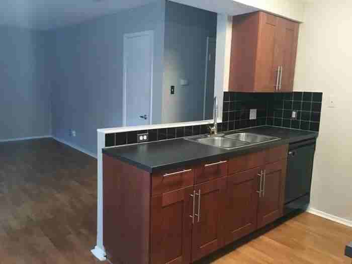 2207 S 5th St #B2 - Photo 7 of 8