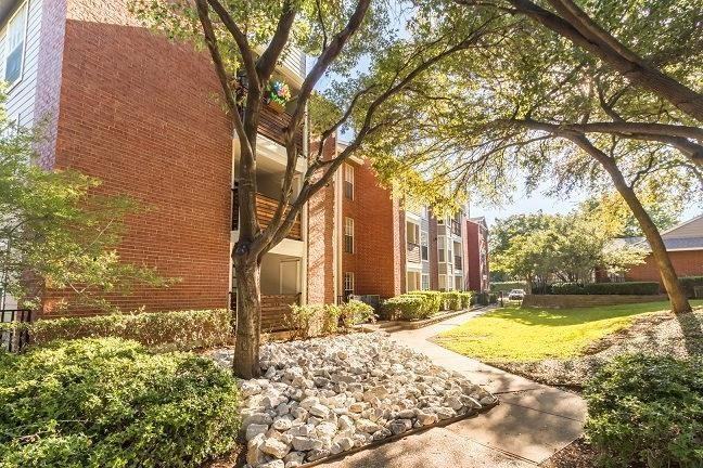 7825 Mccallum Blvd #B4 - Photo 3 of 31