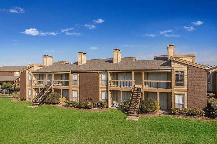 2121 Marsh Ln #C1 - Photo 3 of 19