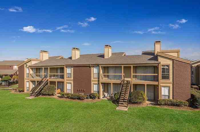 2121 Marsh Ln #B4 - Photo 3 of 22