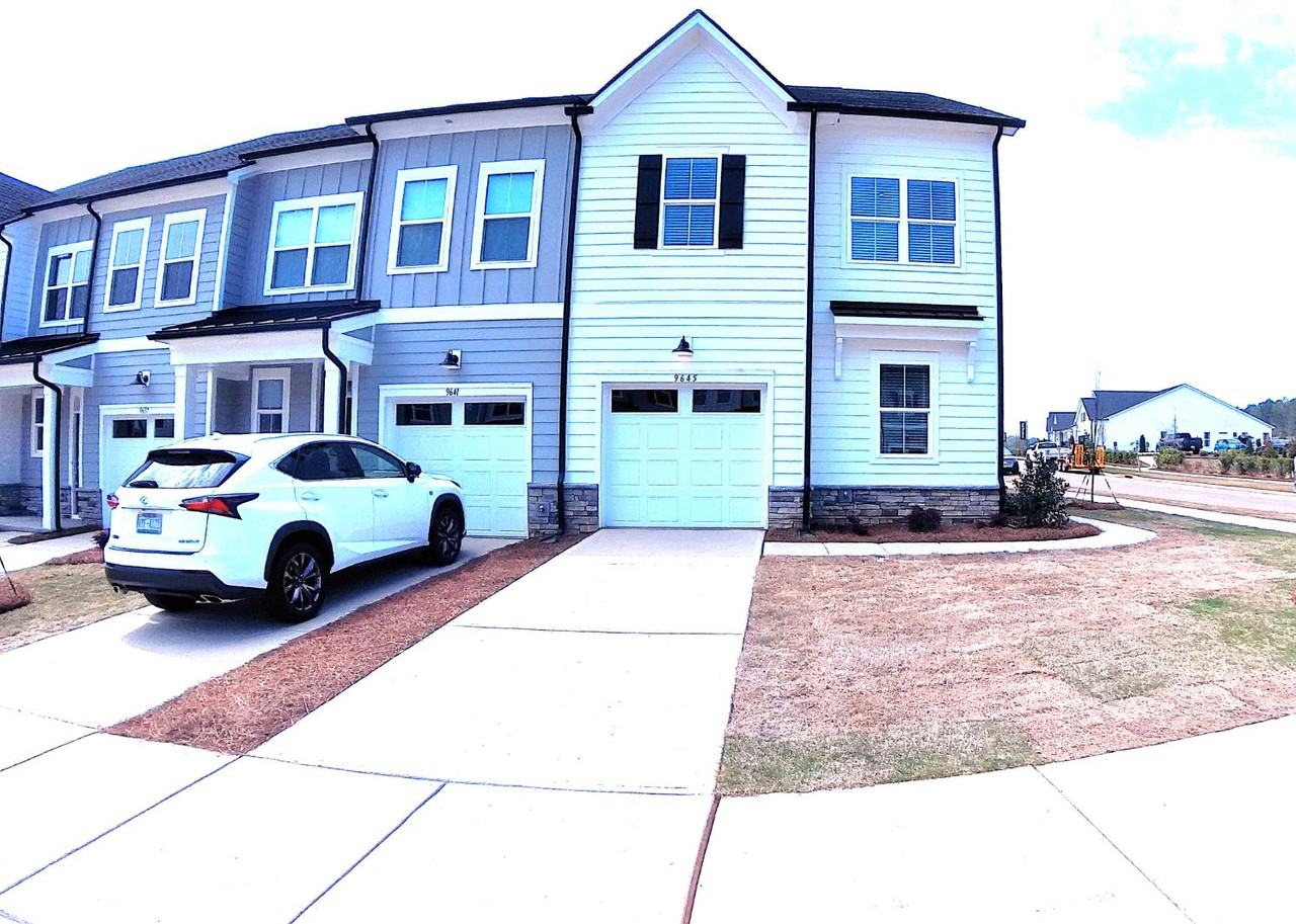 9645 Munsing Dr - Photo 7 of 20