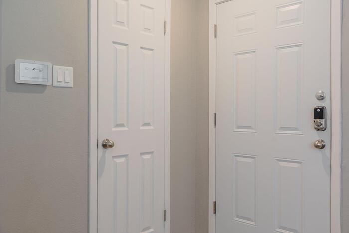 2101 Pinehurst Ln #C3 - Photo 5 of 33