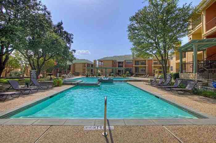 800 W Royal Ln #C1 - Photo 6 of 30