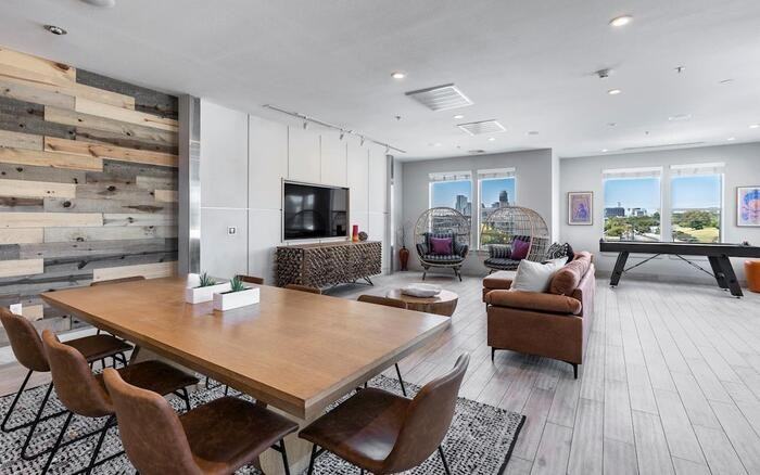 2025 E 7th St #B3 - Photo 4 of 19