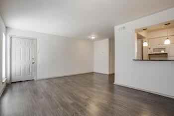 2014 Bennett Ave #B1 - Photo 7 of 12