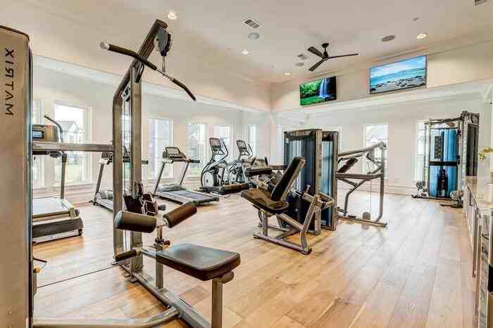 14199 N Interstate 35 #B7 - Photo 6 of 23