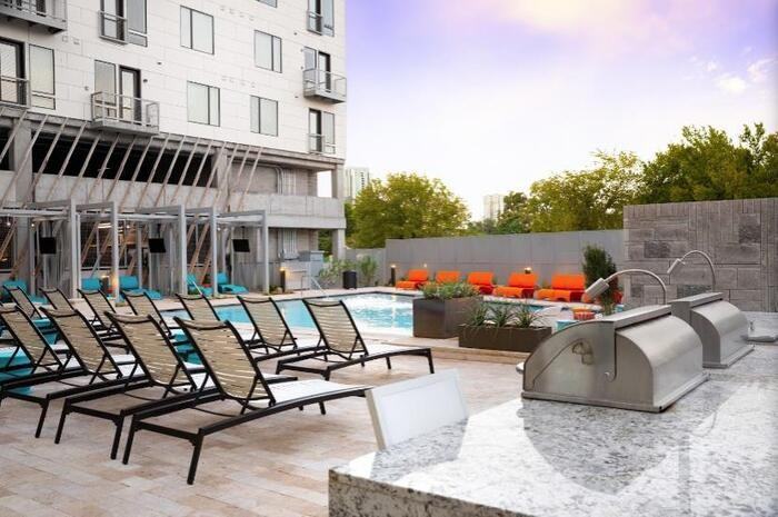 1211 E 5th St #B8 - Photo 2 of 23