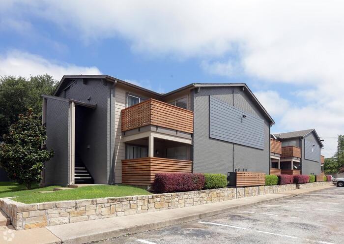 3400 Custer Rd #B2 - Photo 3 of 21