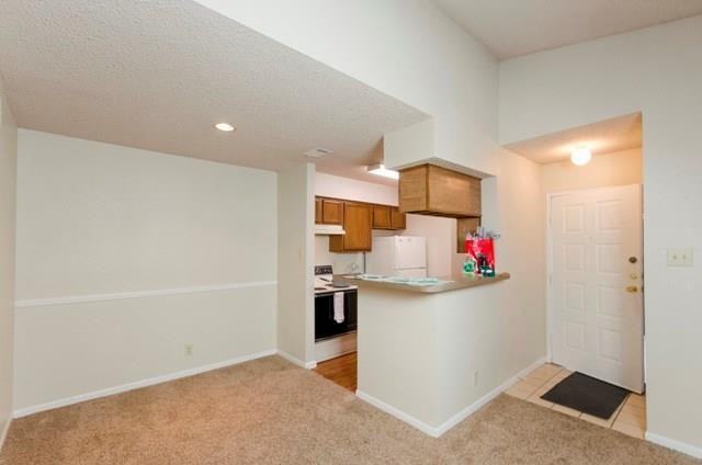 3541 W Northgate Dr #B2 - Photo 6 of 11